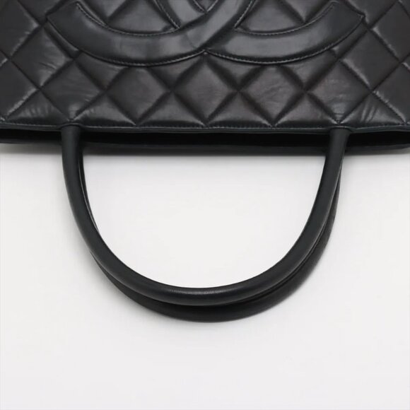 Chanel Black Lambskin Tote - Picture 5 of 14